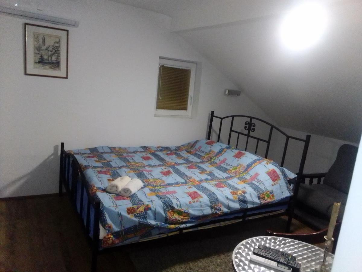 Kuca Za Odmor "Crni Bor" Golubac Exterior foto