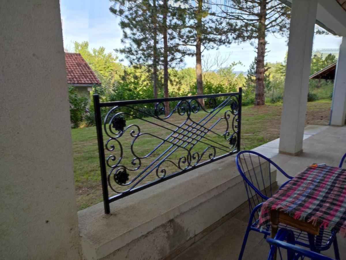 Kuca Za Odmor "Crni Bor" Golubac Exterior foto